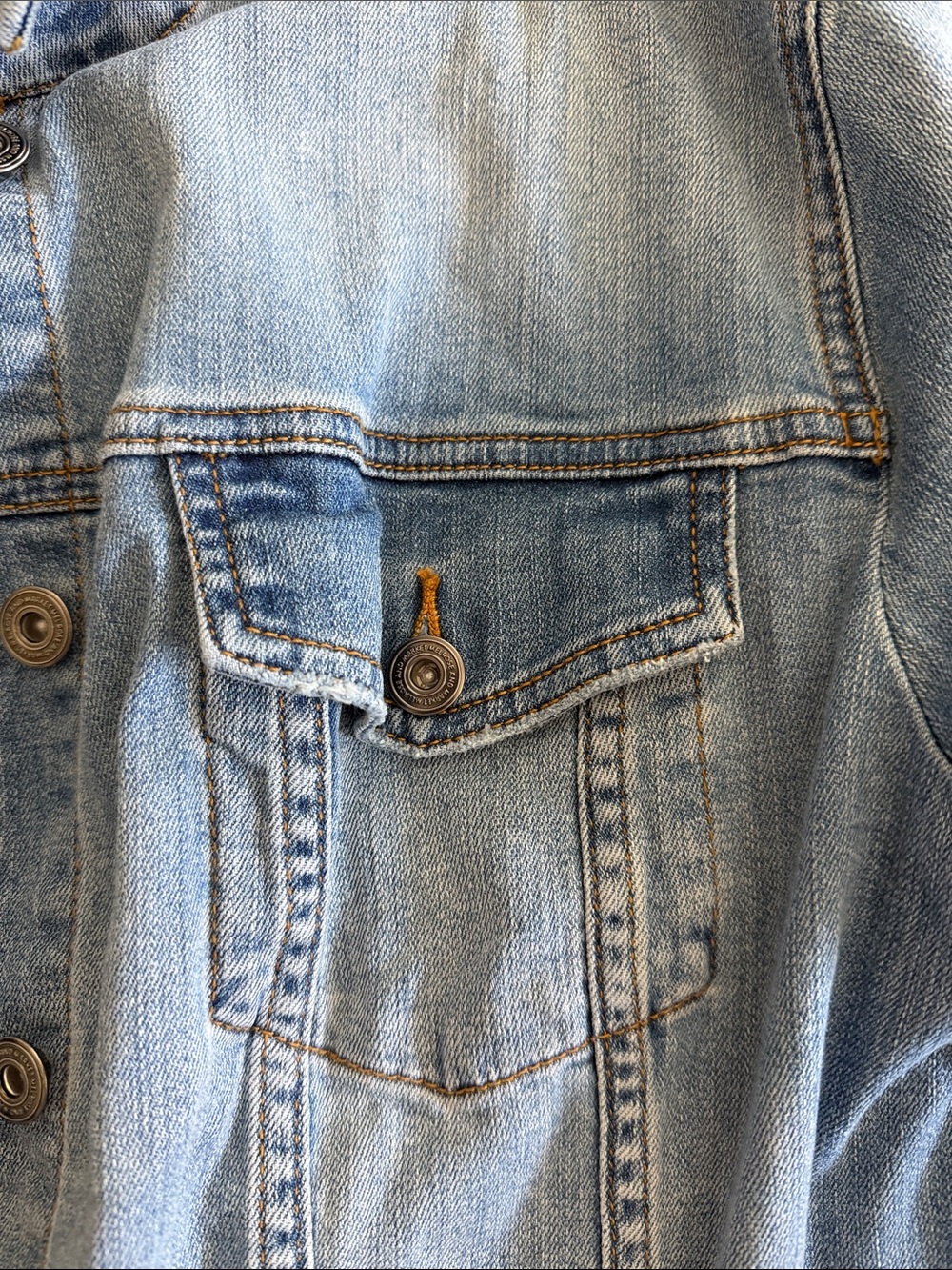 Melrose and Market Light Blue Denim Jean Jacket - Button-Front Style- Size 1X - Picture 4 of 10